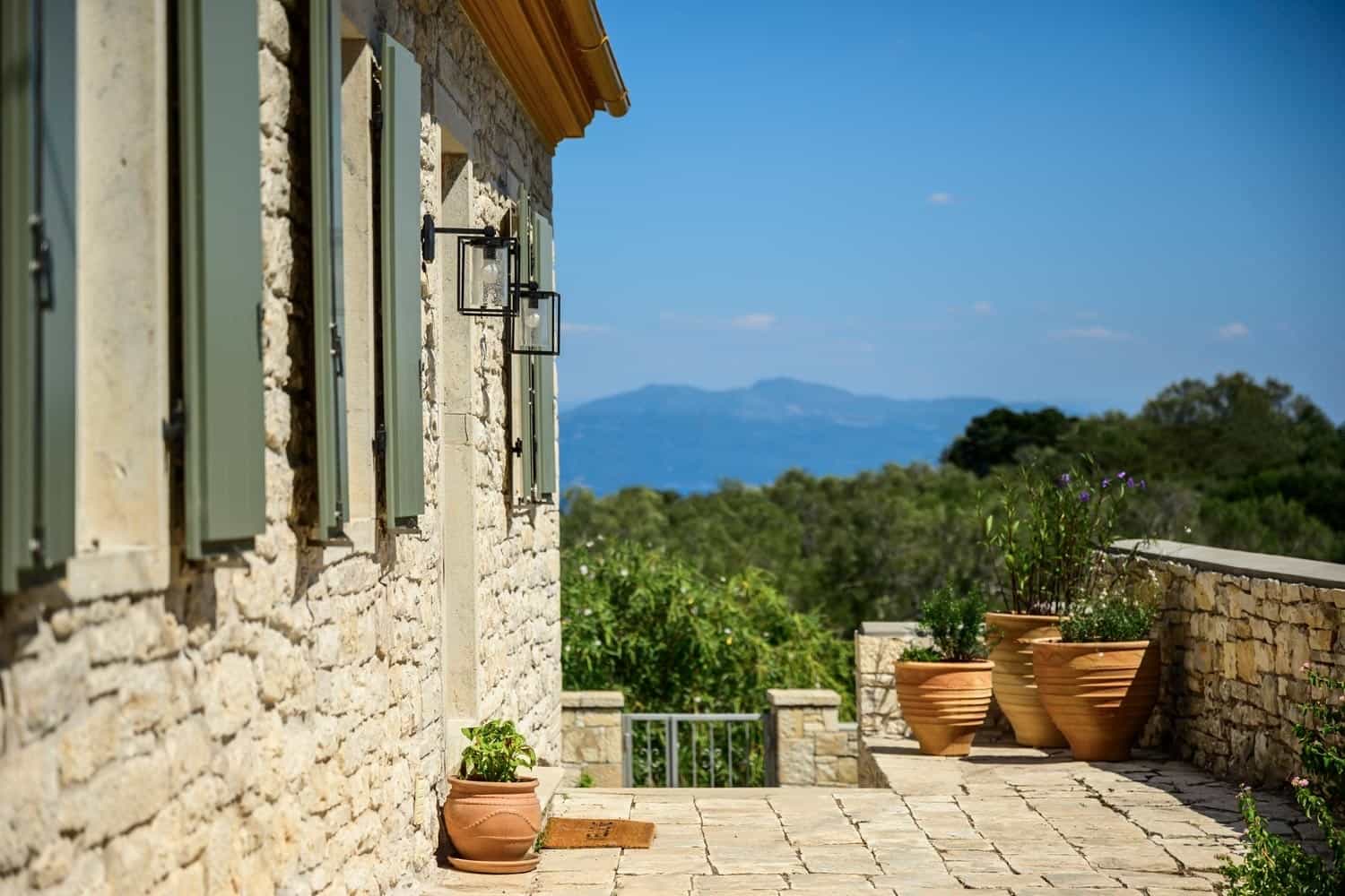 Serenity - Exterior View 6