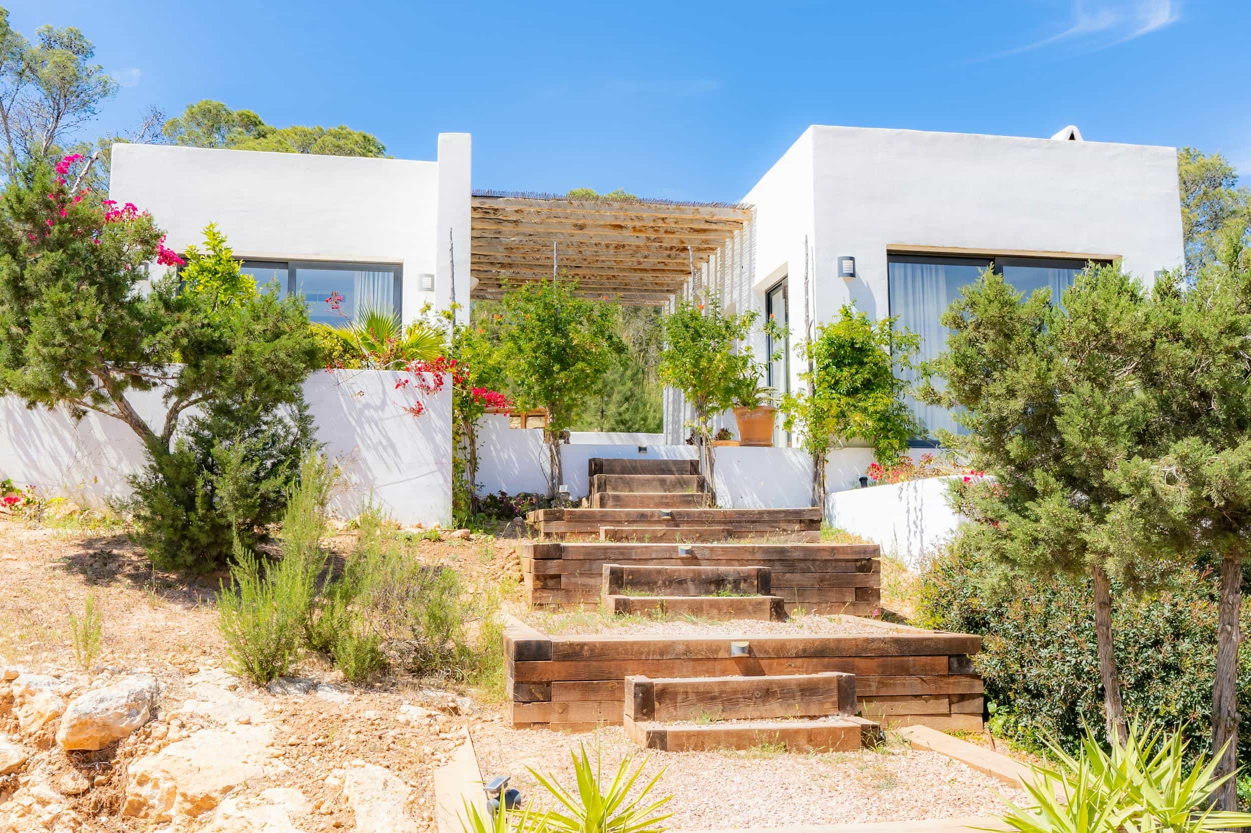 Villa Vista De Muntanya - Exterior View 8