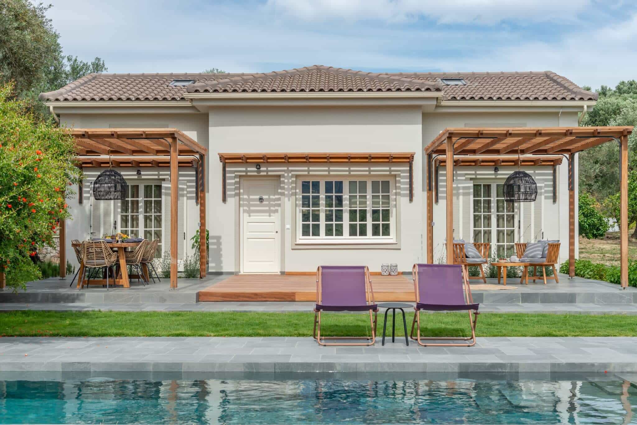 Classic Cottage - Exterior View 5