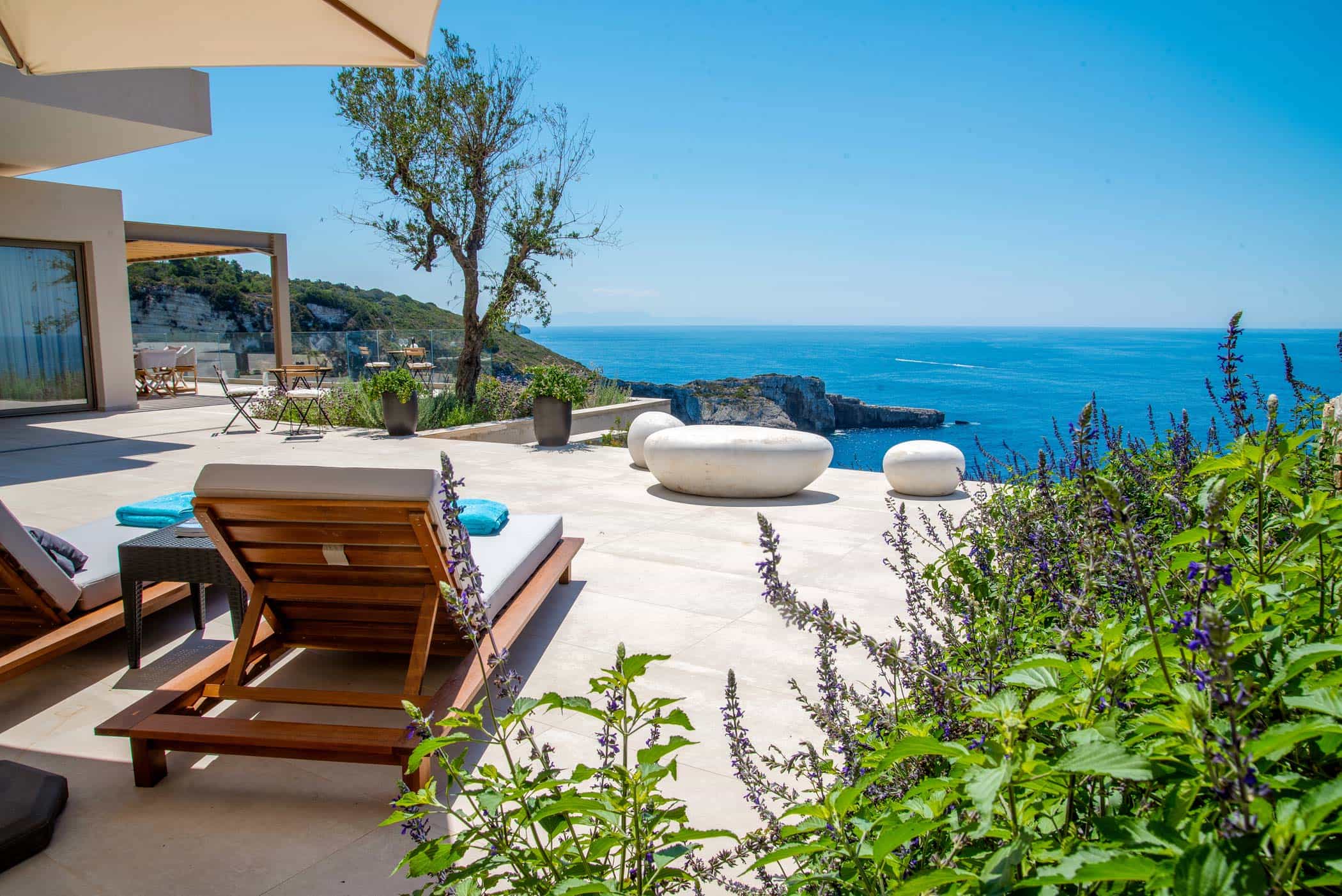 Sea Whisper - Exterior View 3