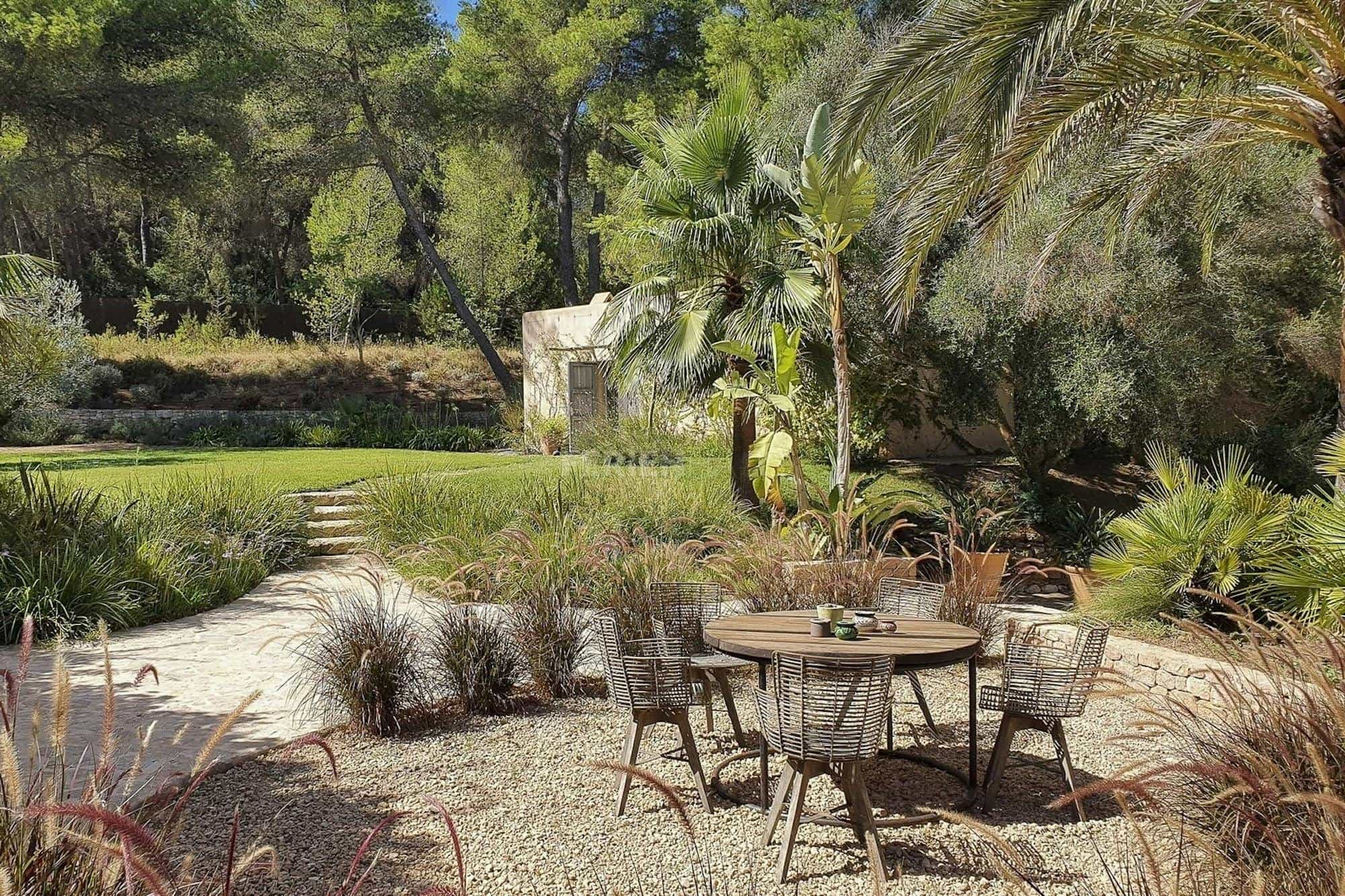 Casa Moya - Exterior View 4