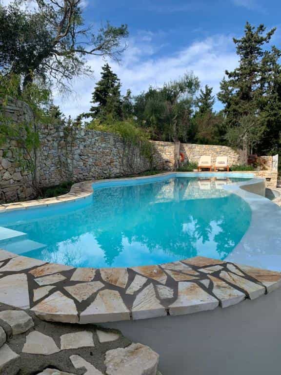 Agios Isavros - Exterior View 6