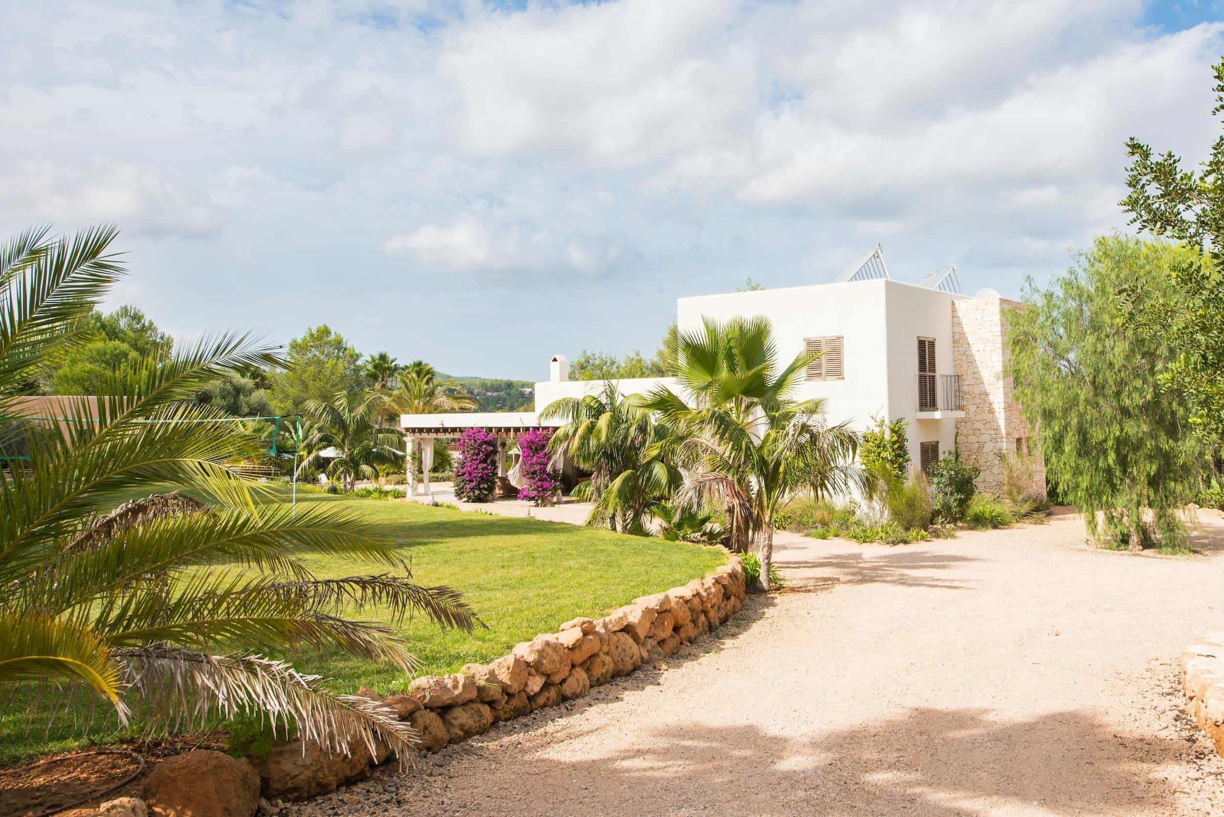 Casa Moya - Exterior View 7