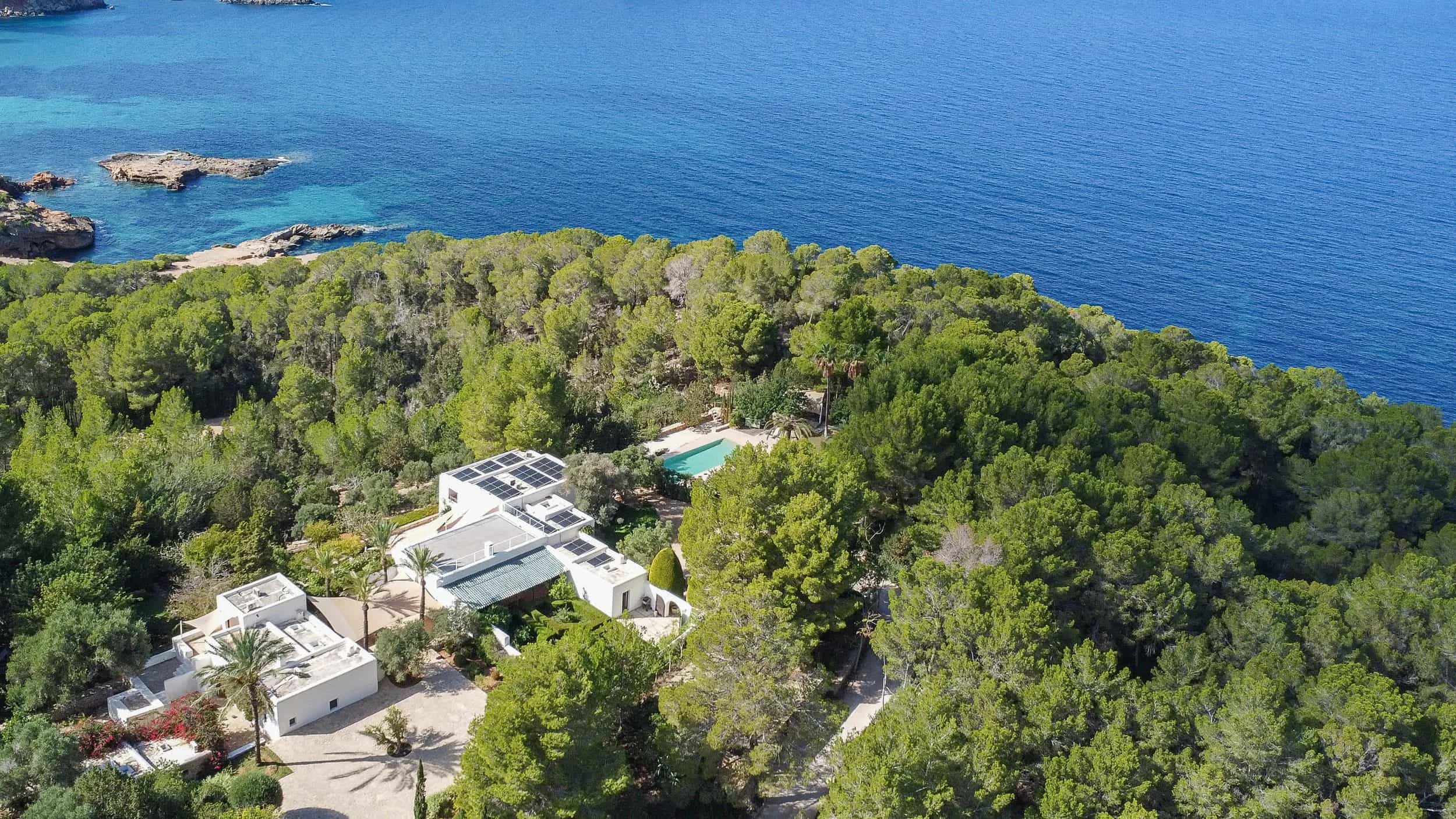 Villa Santy - Exterior View 3