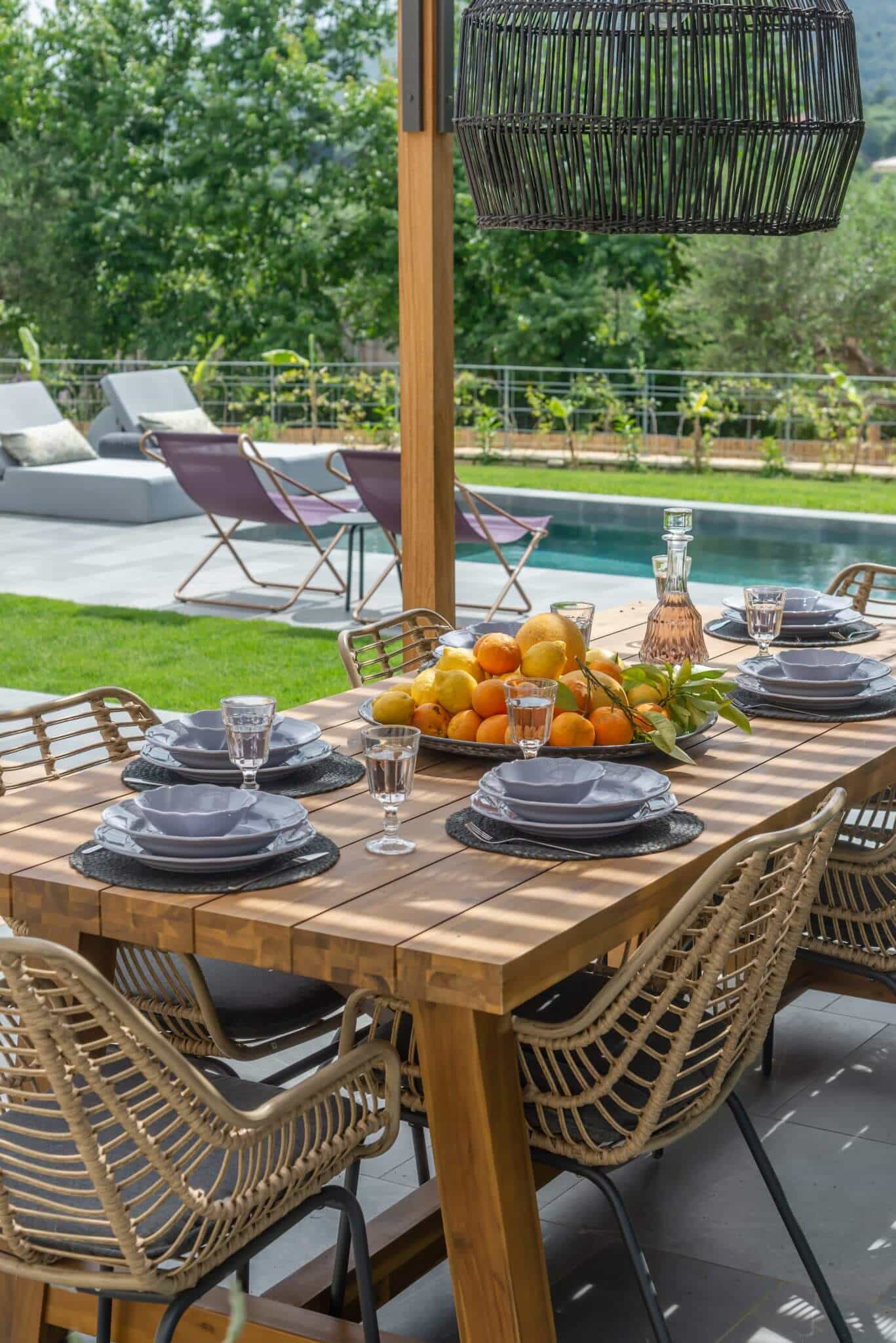 Classic Cottage - Exterior View 3