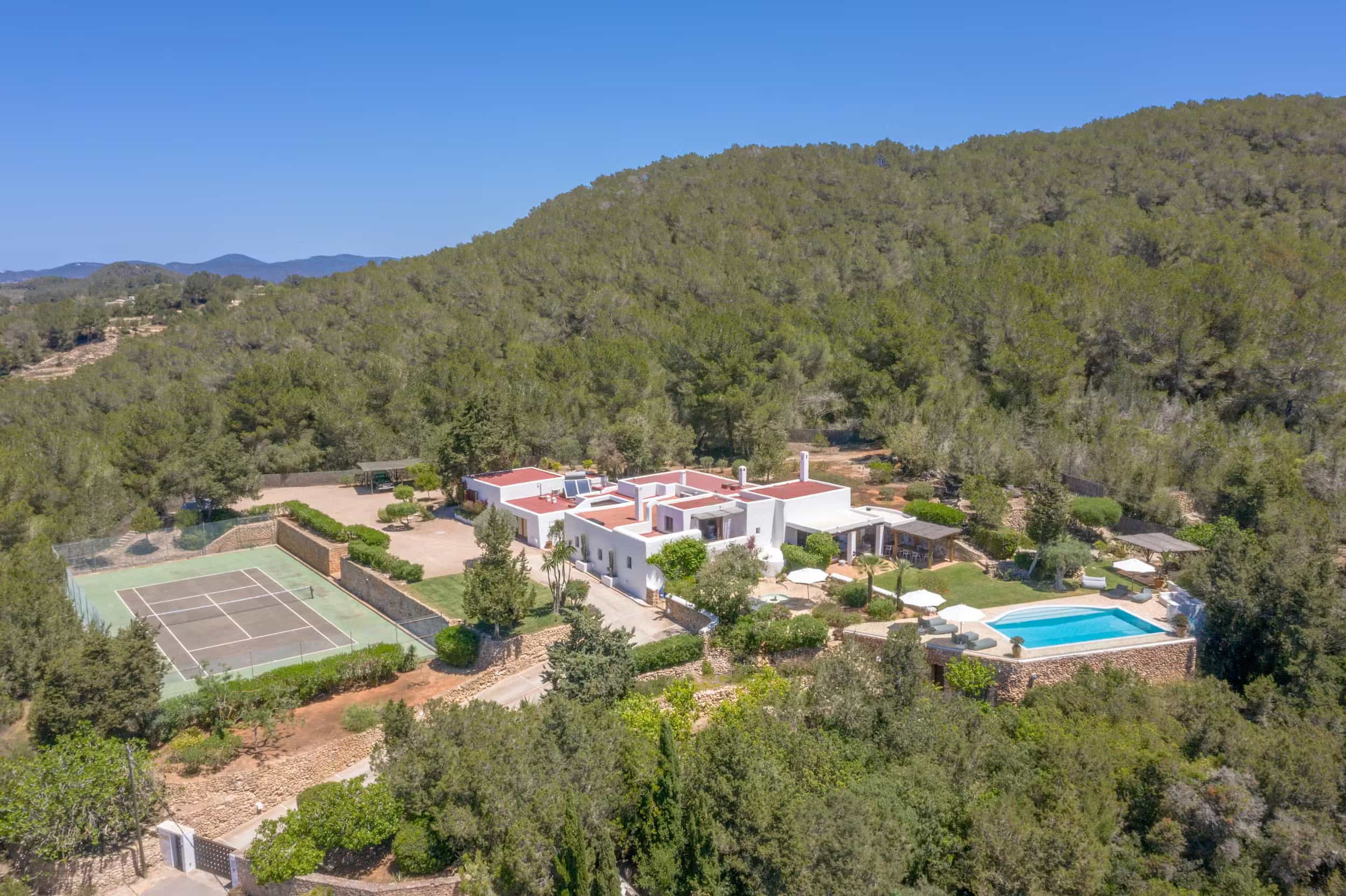 Can Paola - Exterior View 6