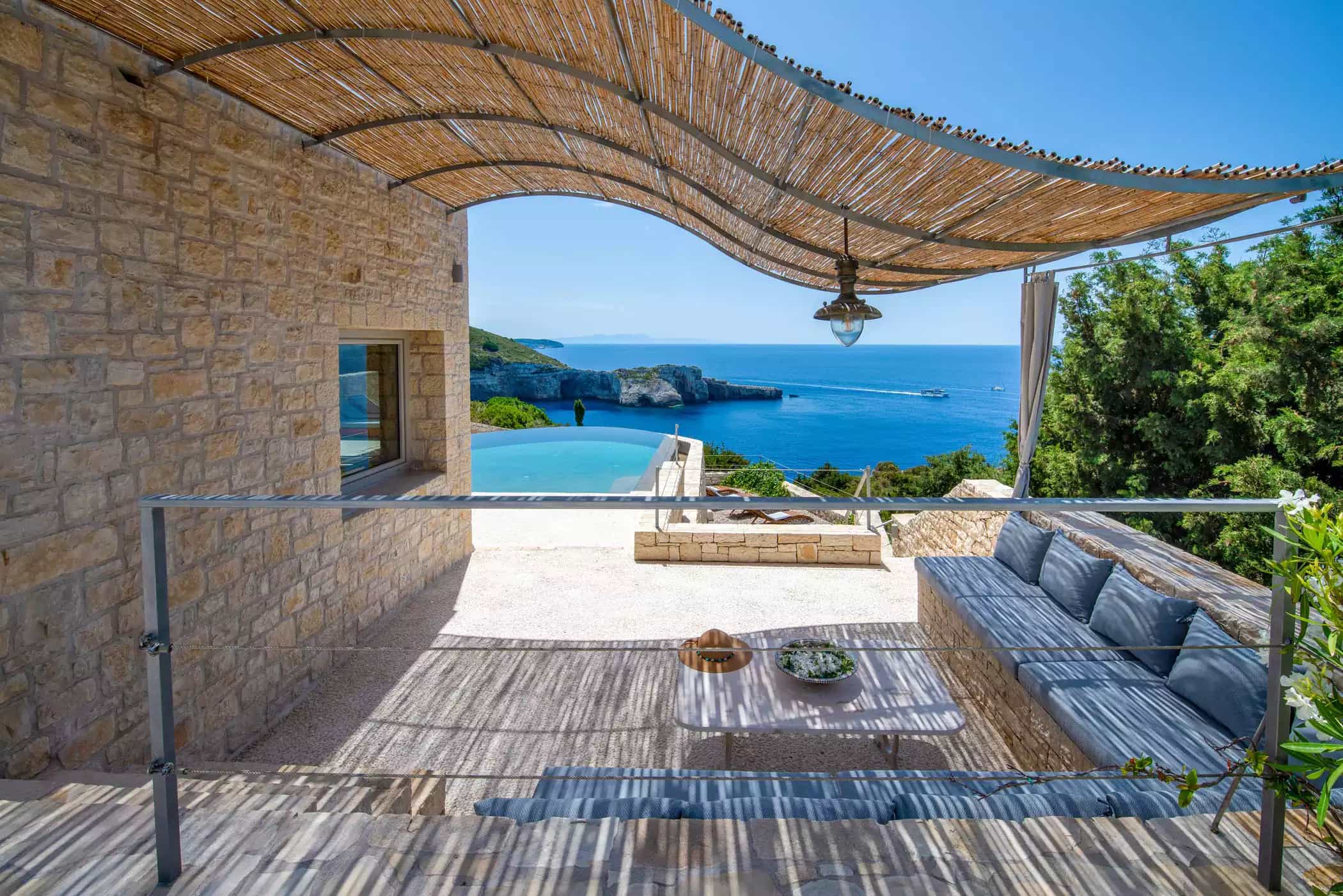 Emerald Blue - Exterior View 4