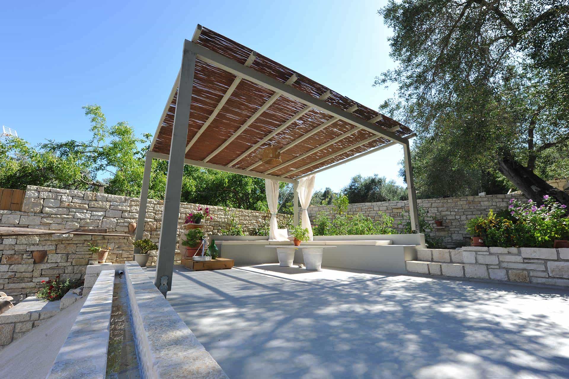 Leonora House - Exterior View 7
